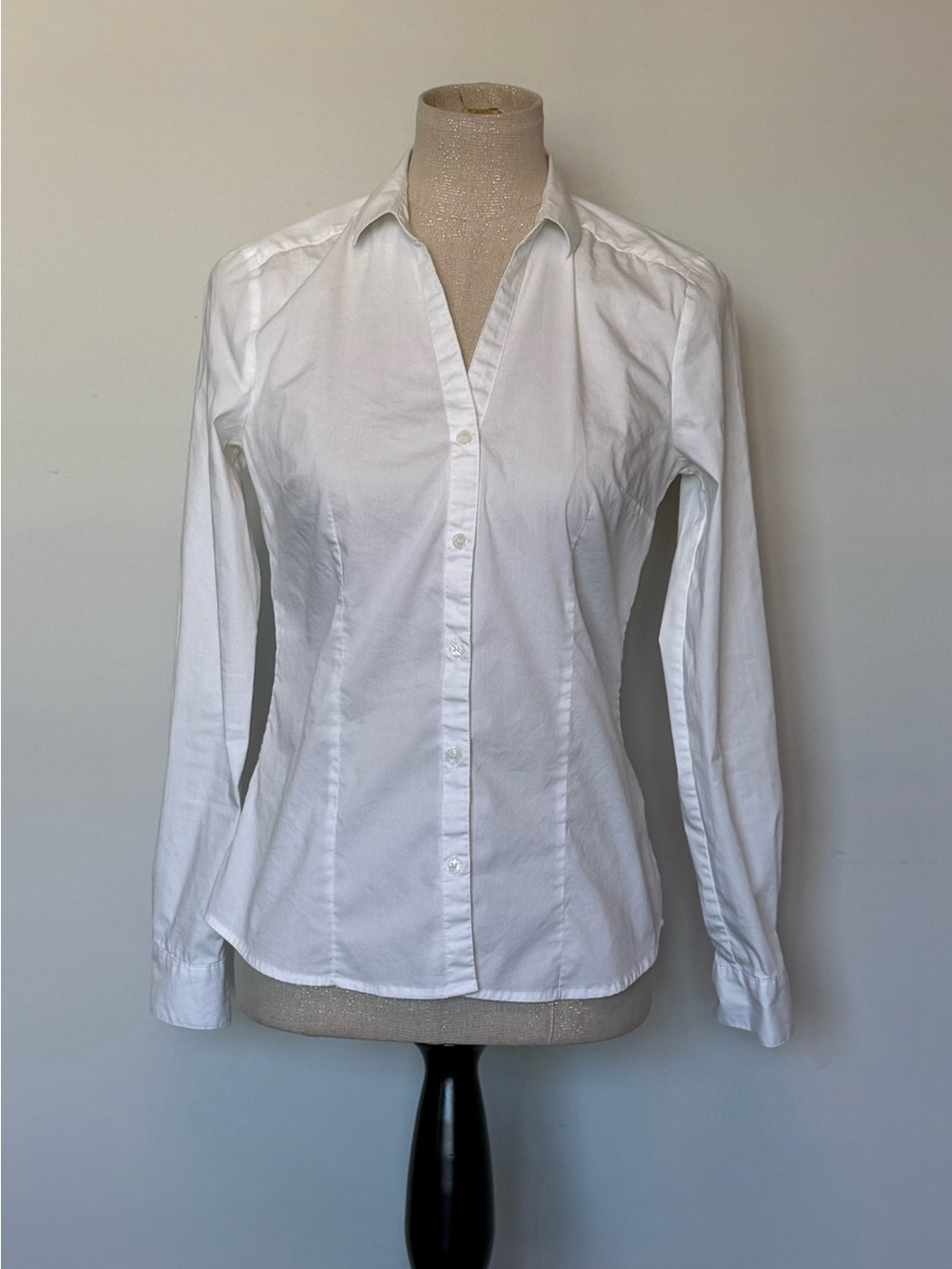 H&M White Fitted Women's Button-Down Shirt